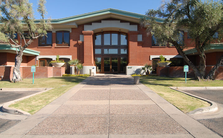 Pictures of Office property located at 4647 N 32nd St, Phoenix, AZ 85018 for lease - image #1