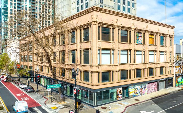 Pictures of Retail property located at 1500-1530 Broadway, Oakland, CA 94612 for lease - image #1