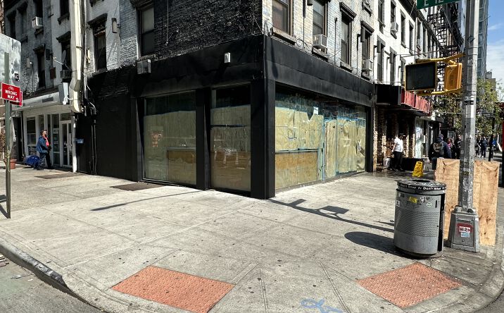 Pictures of Restaurant property located at 88 3rd Ave, New York, NY 10003 for lease - image #1