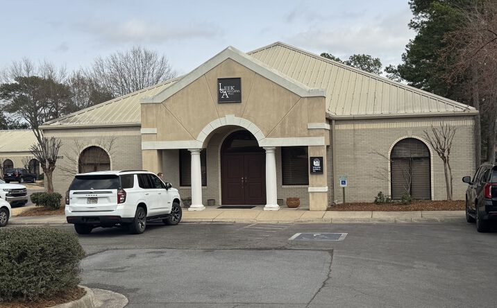 Pictures of Office property located at 11815 Hinson Rd, Little Rock, AR 72212 for lease - image #1