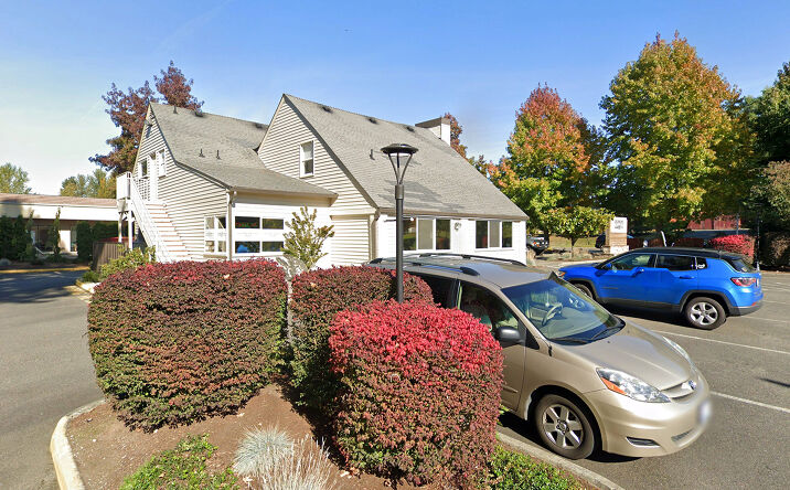 Pictures of Retail, Office property located at 3806 9th St SW, Puyallup, WA 98373 for lease - image #1