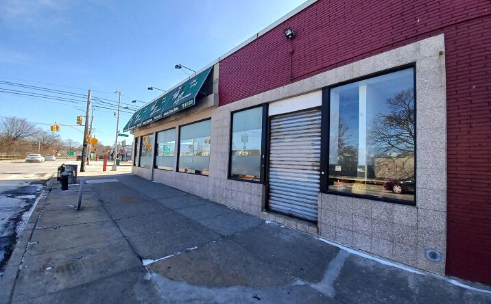 Pictures of Retail, Restaurant property located at 61-02 Springfield Blvd, Sullivan, MO 11364 for lease - image #1