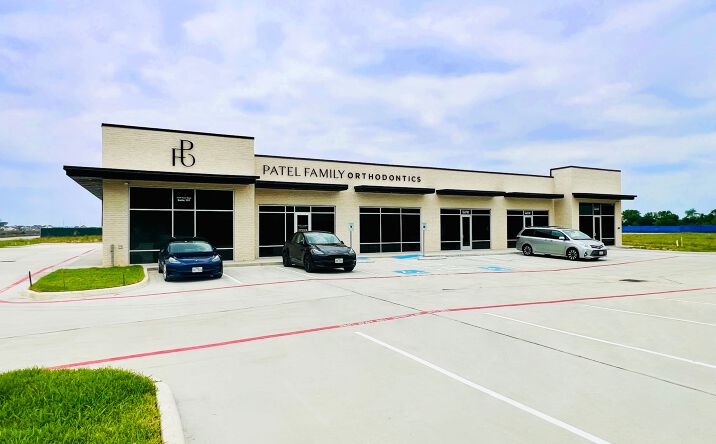 Pictures of Retail, Office, Restaurant property located at 5125 Peek Rd, Katy, TX 77493 for lease - image #1