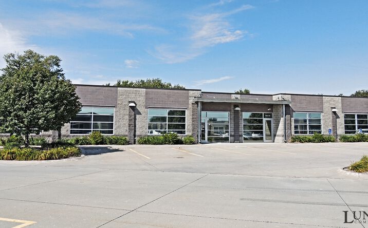 Pictures of Office, Industrial property located at 3730 S 149th St, Omaha, NE 68144 for lease - image #1