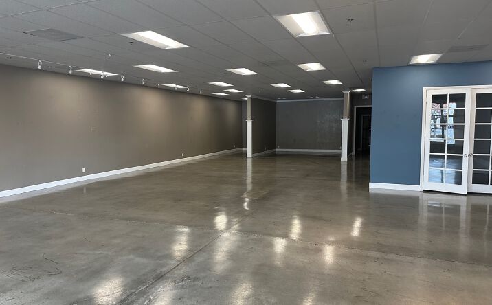Pictures of Retail, Restaurant property located at 31103 Rancho Viejo Rd, San Juan Capistrano, CA 92675 for lease - image #1