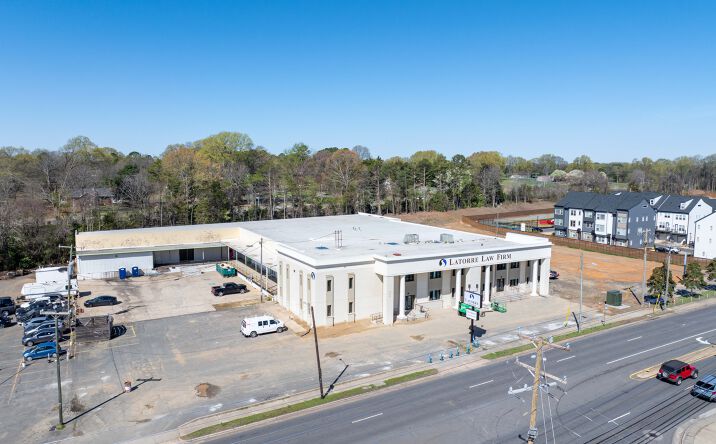 Pictures of Office, Industrial property located at 6700 South Blvd, Charlotte, NC 28217 for lease - image #1