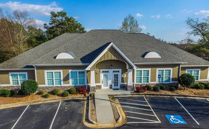 Pictures of Office property located at 1015 Tyrone Rd, Tyrone, GA 30290 for lease - image #1
