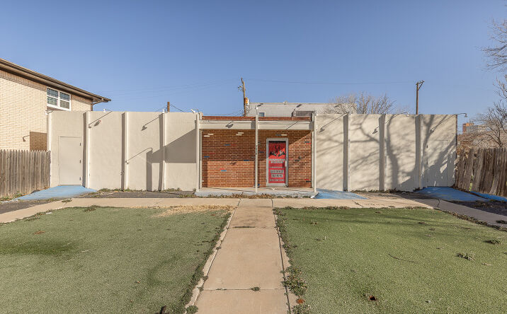 Pictures of Office property located at 1626 17th St, Lubbock, TX 79401 for lease - image #1