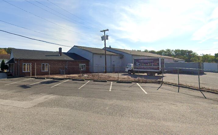Pictures of Industrial property located at 18 W Collings Ave, Berlin Township, NJ 08091 for lease - image #1