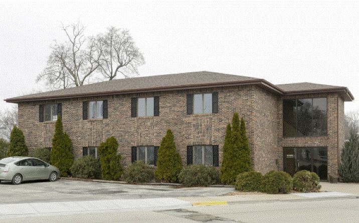 Pictures of Office property located at 411 S Commercial St, Neenah, WI 54956 for lease - image #1