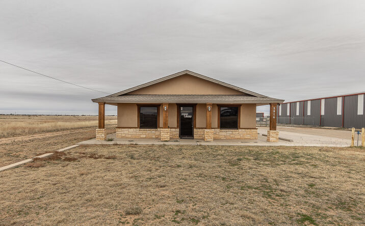 Pictures of Industrial property located at 5914 County Rd 6300, Lubbock, TX 79416 for lease - image #1