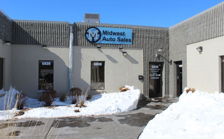 Pictures of Industrial property located at 6830 Washington Ave South, Eden Prairie, MN 55344 for lease - image #1