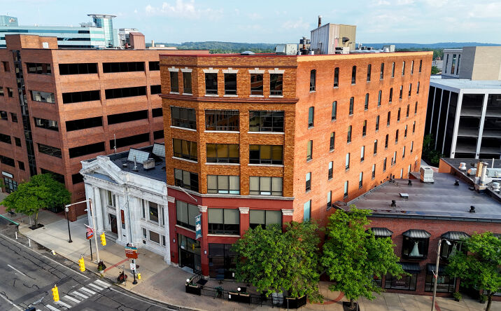 Pictures of Office property located at 161 E Michigan Ave, Kalamazoo, MI 49007 for lease - image #1