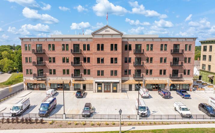 Pictures of Office property located at 705 N Genesee St, Delafield, WI 53018 for lease - image #1