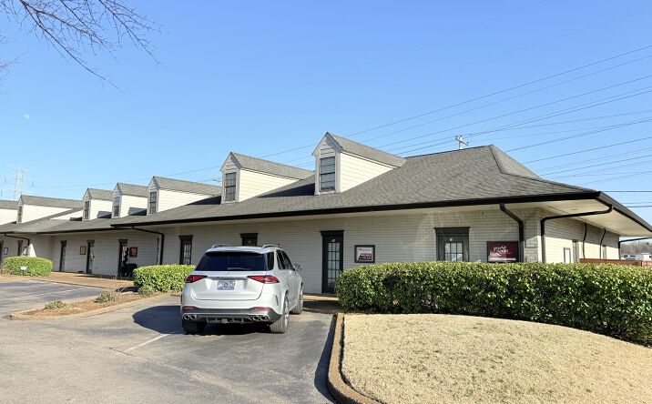 Pictures of Office property located at 310 S Walnut Bend Rd, Memphis, TN 38018 for lease - image #1