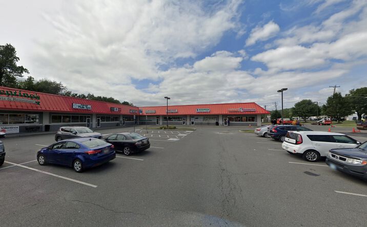 Pictures of Retail property located at 1630 W High St, Pottstown, PA 19464 for lease - image #1