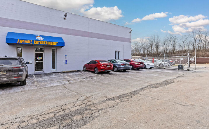 Pictures of Office property located at 1250 Memory Ln N, Columbus, OH 43209 for lease - image #1