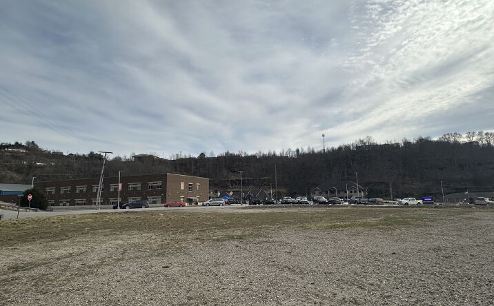 Pictures of Land property located at Miss Edna Lane, Hazard, KY 41701 for lease - image #1