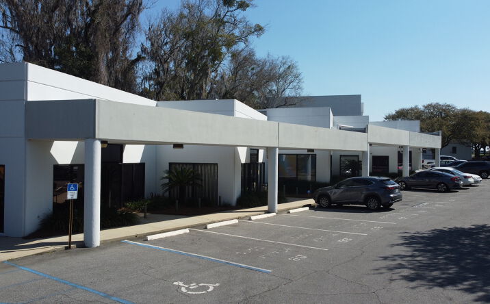 Pictures of Office property located at 1230 Apalachee Pkwy, Tallahassee, FL 32301 for lease - image #1
