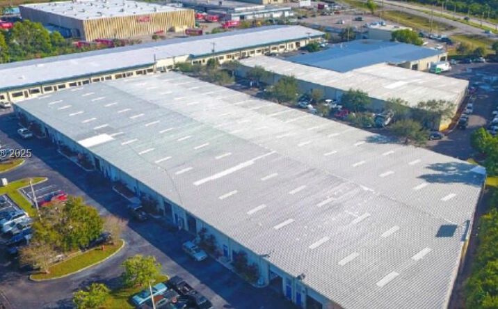 Pictures of Industrial property located at 6557 Garden Road # 15, Riviera Beach, FL 33404 for lease - image #1