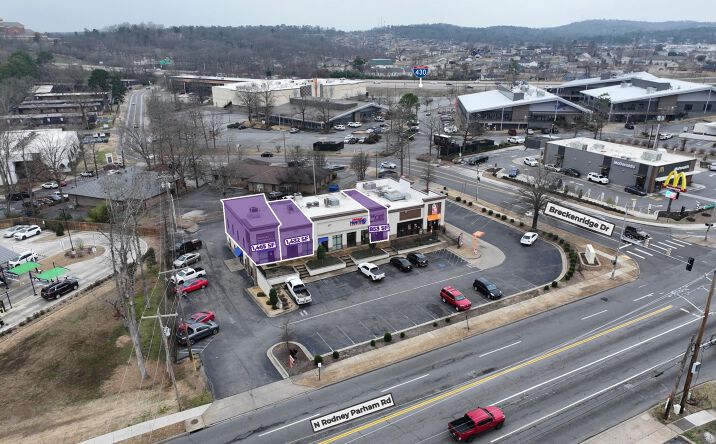 Pictures of Retail, Office property located at 10121 N Rodney Parham Rd, Little Rock, AR 72227 for lease - image #1