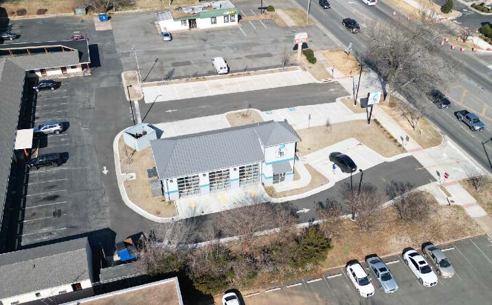 Pictures of Retail property located at 86 Broadview Ave, Warrenton, VA 20186 for lease - image #1