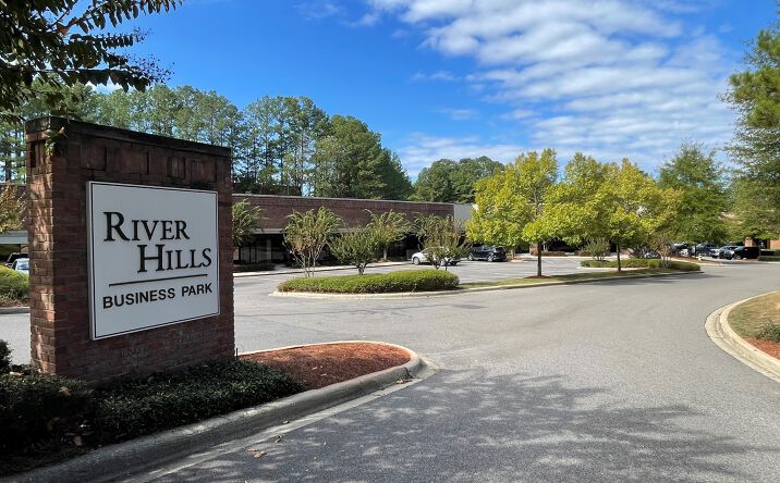 Pictures of Office, Industrial property located at 400 Riverhill Business Park, Birmingham, AL 35242 for lease - image #1