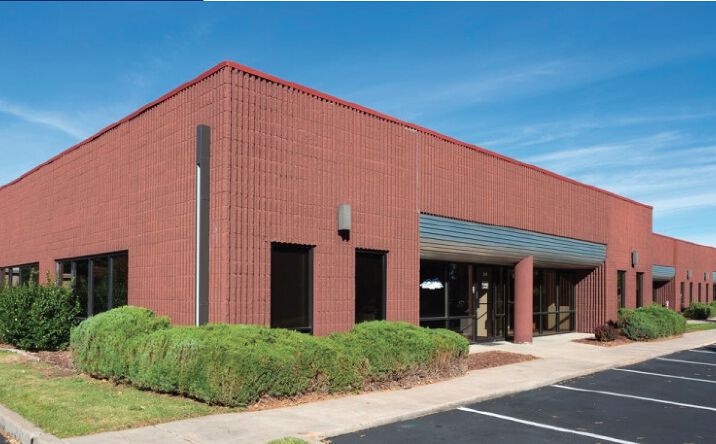 Pictures of Industrial property located at 7808 Cherry Creek S Dr, Denver, CO 80231 for lease - image #1