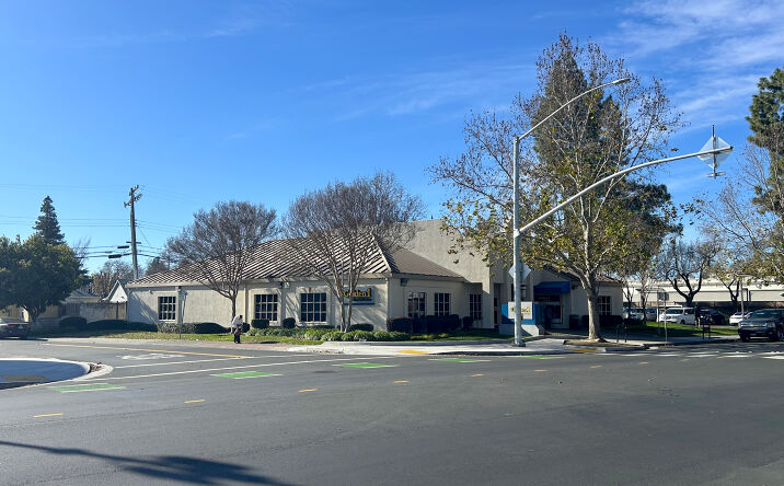 Pictures of Retail property located at 1326 Broadway, Sacramento, CA 95818 for lease - image #1