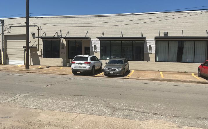 Pictures of Industrial property located at 147 Pittsburg St, Dallas, TX 75207 for lease - image #1