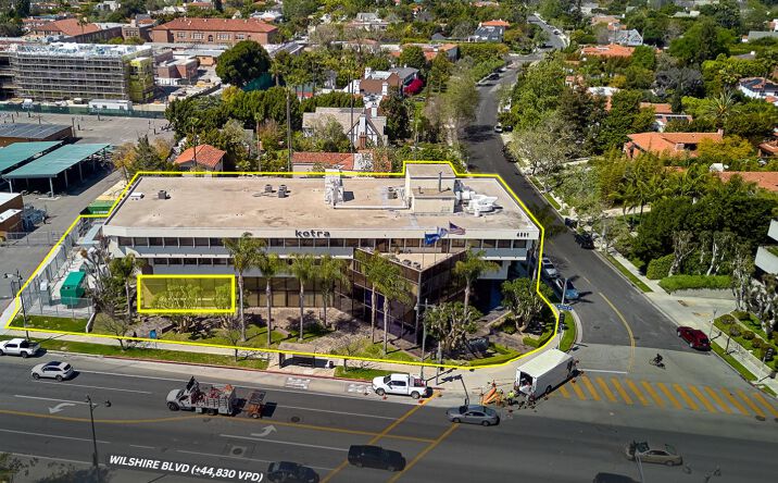 Pictures of Office property located at 4801 Wilshire Blvd, Los Angeles, CA 90010 for lease - image #1