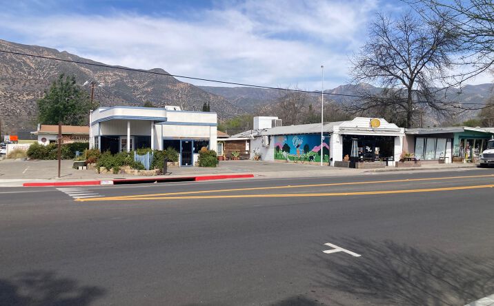 Pictures of Retail property located at 900 E Ojai Ave, Ojai, CA 93023 for lease - image #1