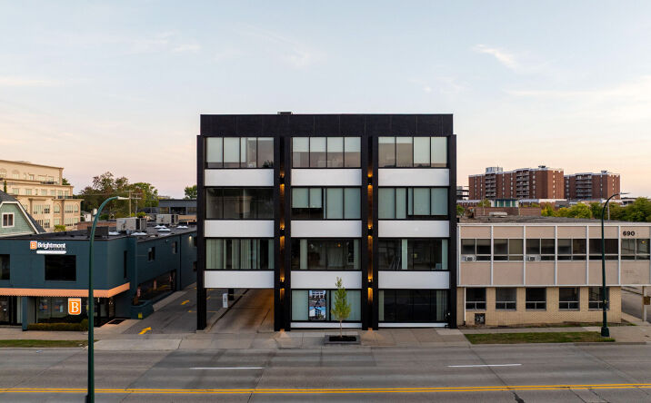 Pictures of Office property located at 700 E Maple Rd, Birmingham, MI 48009 for lease - image #1