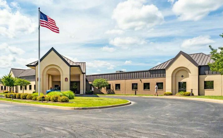 Pictures of Office property located at 7640 West Sylvania Avenue, Sylvania, OH 43560 for lease - image #1
