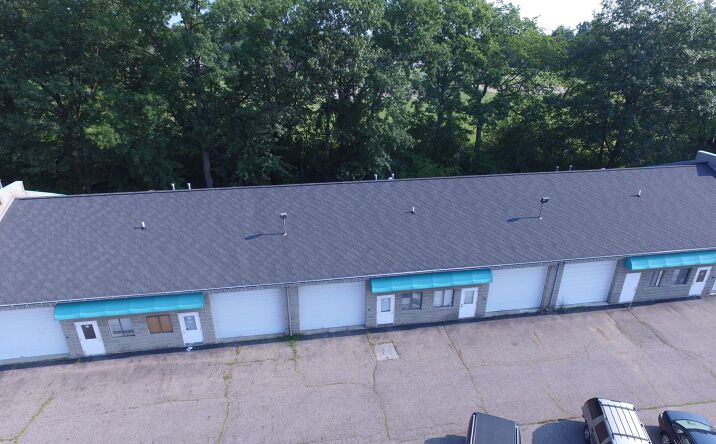 Pictures of Industrial property located at 400 Business Centre Dr, Lansing, MI 48917 for lease - image #1
