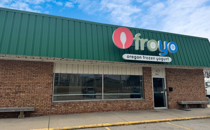 Pictures of Retail, Restaurant property located at 856 Janesville St, Fitchburg, WI 53575 for sales - image #1