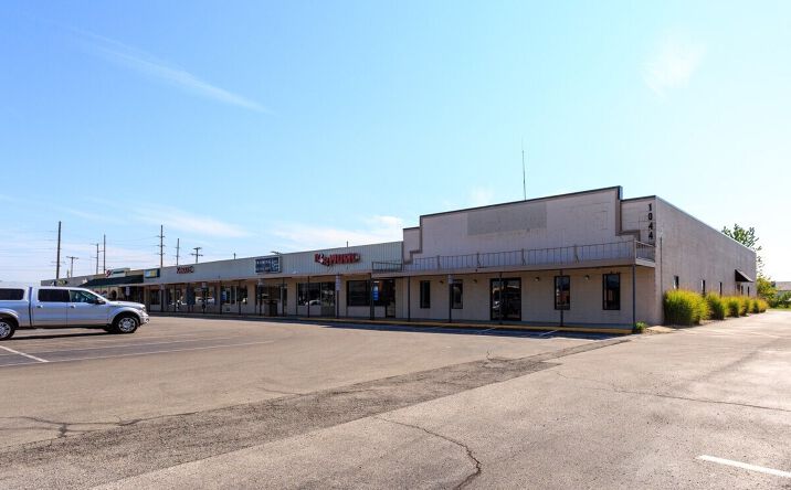 Pictures of Retail property located at 1000 E Main St, Brownsburg, IN 46112 for lease - image #1