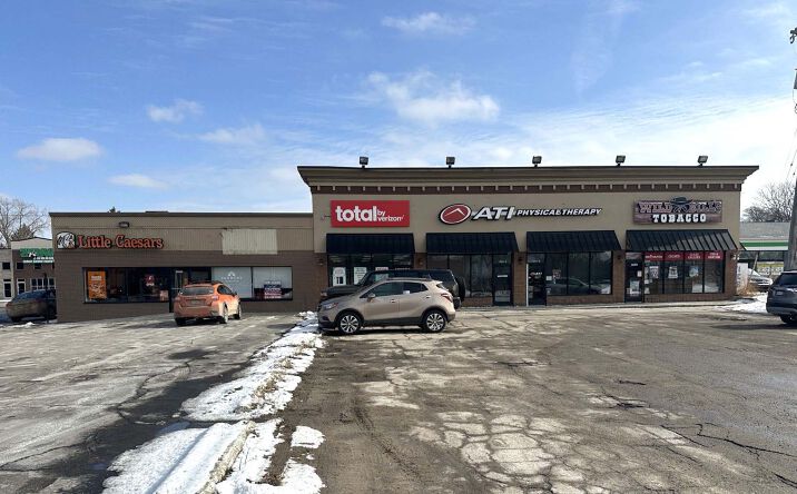 Pictures of Retail property located at 15203 N Holly Rd, Holly, MI 48442 for lease - image #1