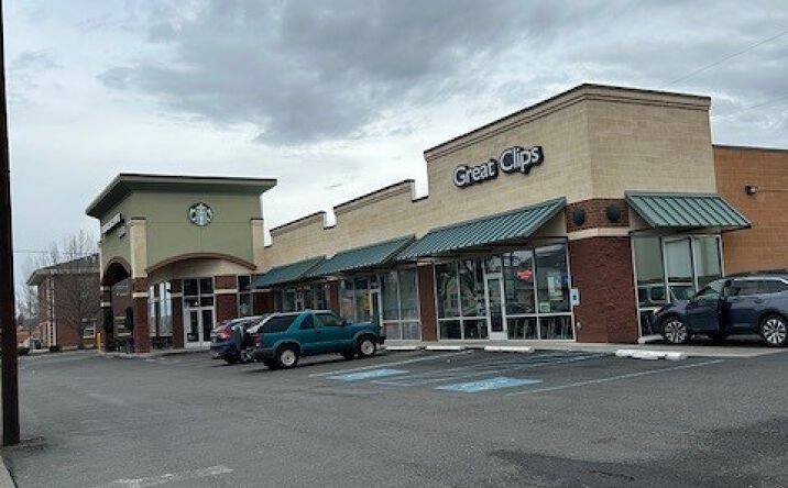 Pictures of Retail property located at 303 Bridge St, Clarkston, WA 99403 for lease - image #1