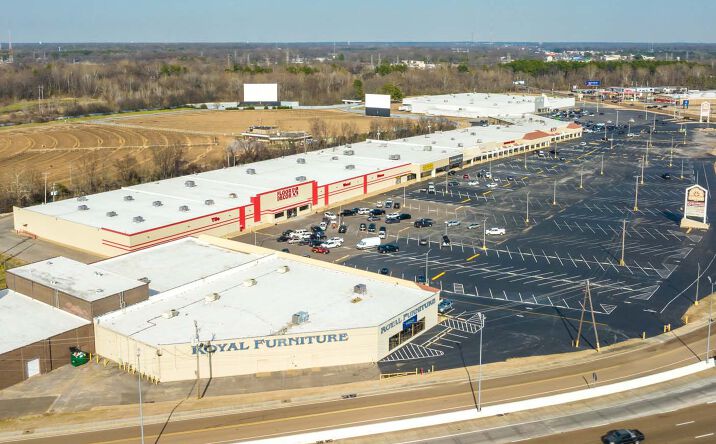 Pictures of Retail, Land property located at 5230 Summer Ave, Memphis, TN 38122 for lease - image #1
