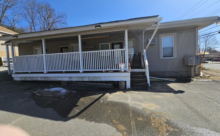 Pictures of Retail, Office property located at 88 N Broadway, Salem, NH 03079 for sales - image #1