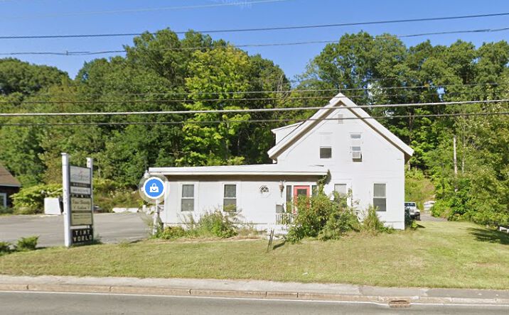 Pictures of Retail, Office property located at 88 N Broadway, Salem, NH 03079 for lease - image #1