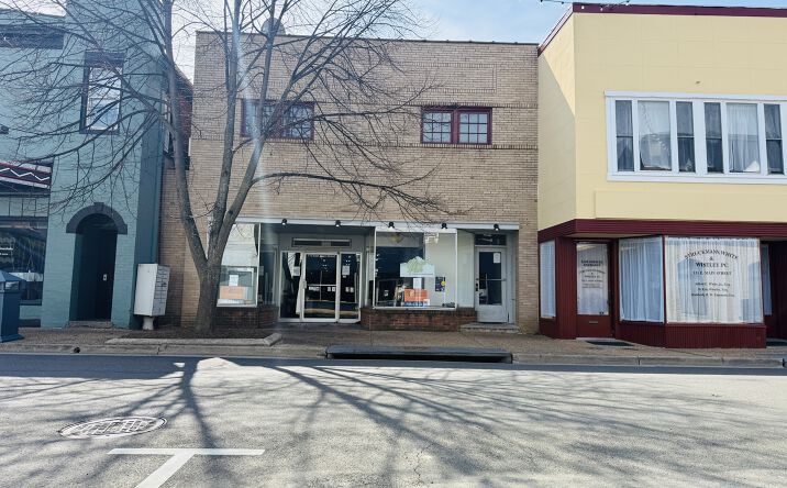 image of property at 113 E Main St Front Royal, VA 22630