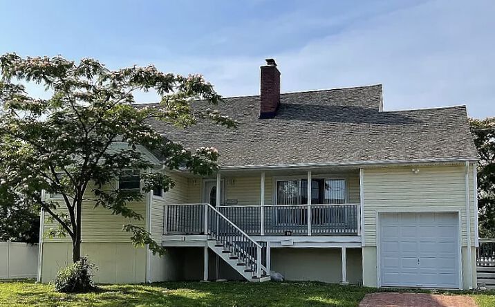 Pictures of Land property located at 16 W 3rd St, Freeport, NY 11520 for lease - image #1