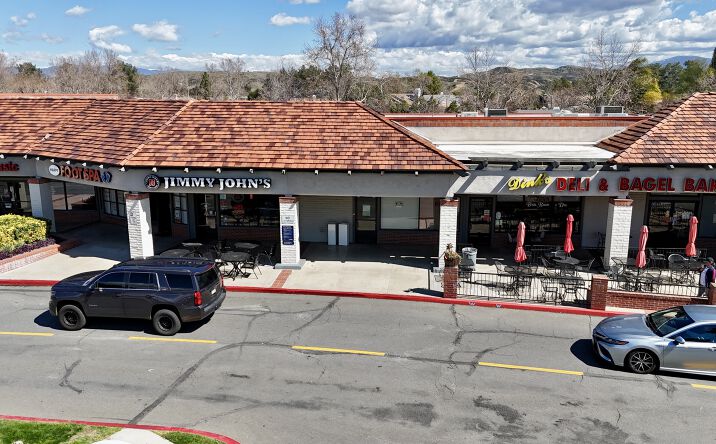 Pictures of Retail, Office property located at 25862 McBean Pkwy, Santa Clarita, CA 91355 for lease - image #1