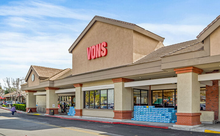 Pictures of Retail property located at 102 W Foothill Blvd, Monrovia, CA 91016 for lease - image #1