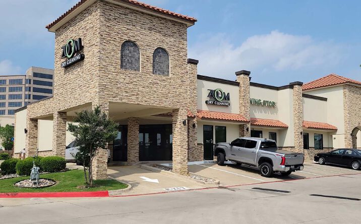 Pictures of Retail property located at 811 W Royal Ln, Irving, TX 75039 for lease - image #1