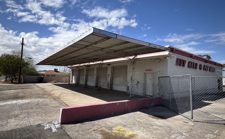 Pictures of Industrial property located at 5250 S Central Ave, Phoenix, AZ 85040 for lease - image #1