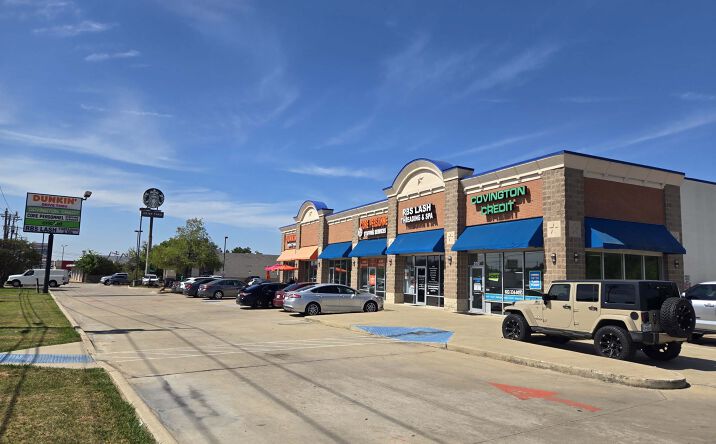 Pictures of Retail, Office property located at 6201 Denton Hwy, Haltom City, TX 76148 for lease - image #1