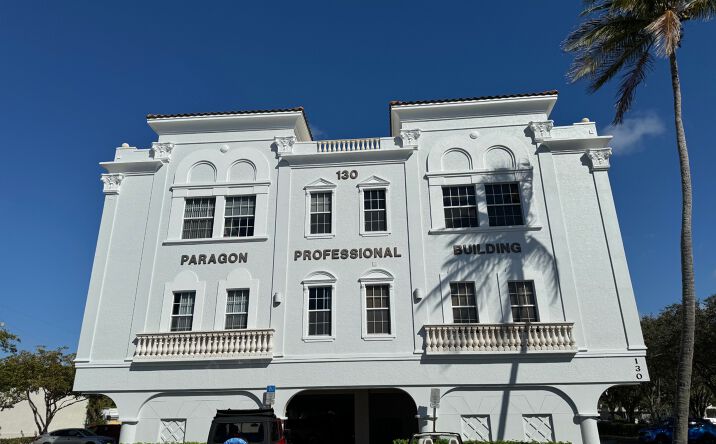 Pictures of Office property located at 130 9th St N, Naples, FL 34102 for lease - image #1